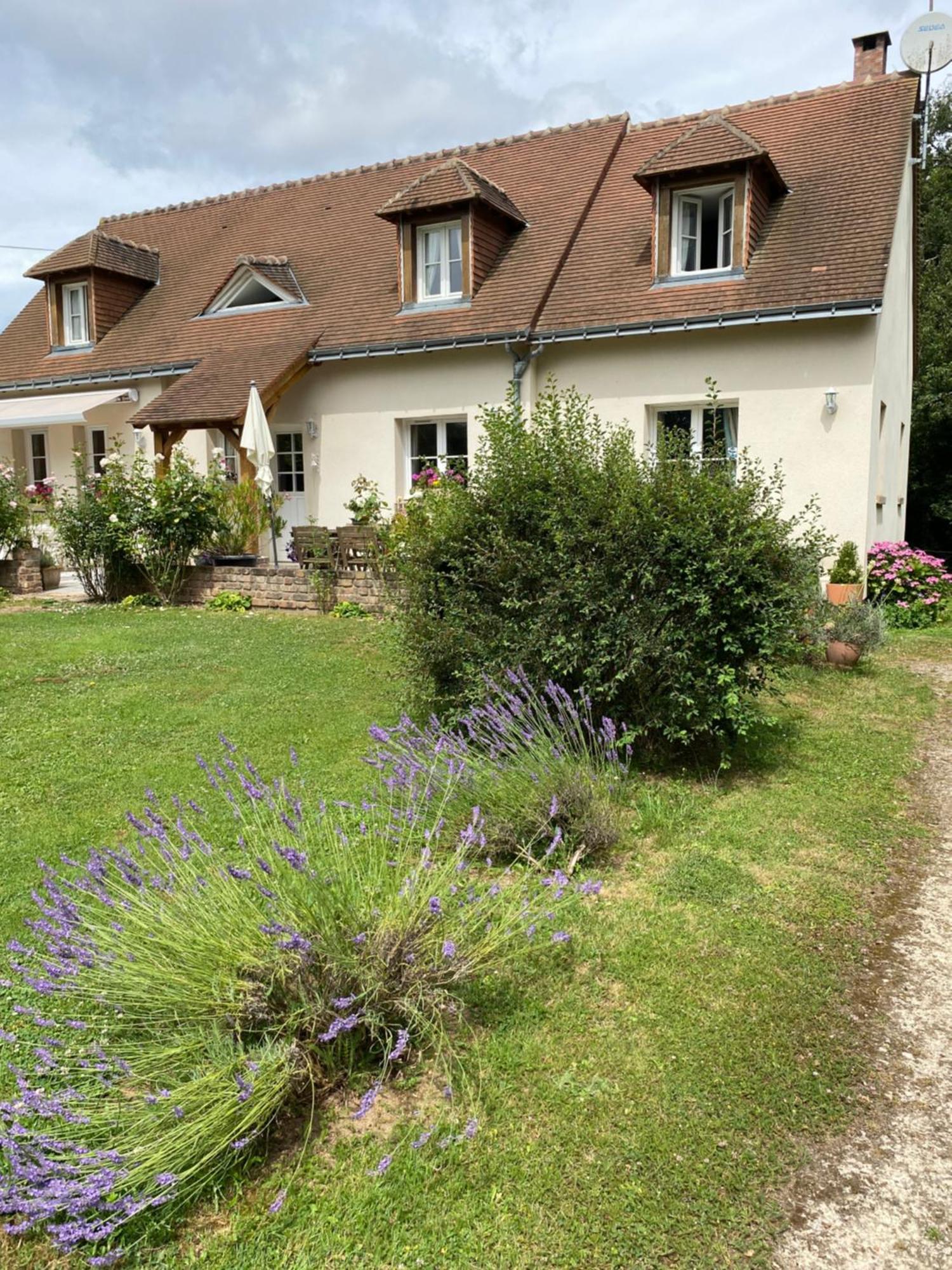 Le Clos Du Golf Dame-Marie-les-Bois Exterior photo